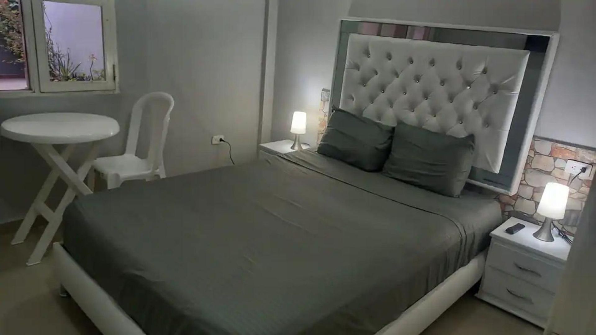 Hotel Bm-17 Cerca Al Mar Con Aire Acondicionada Y Wifi