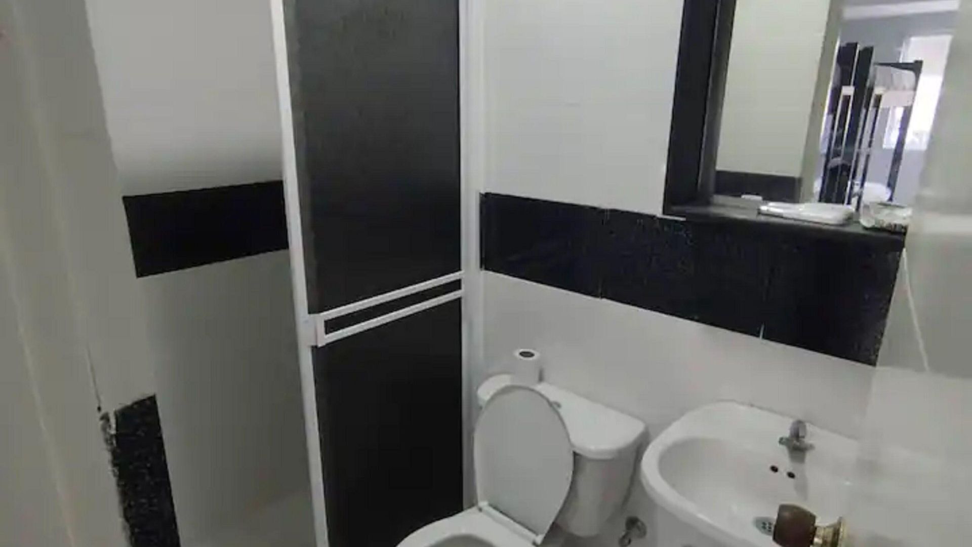 Bm-17 Cerca Al Mar Con Aire Acondicionada Y Wifi Hotel *