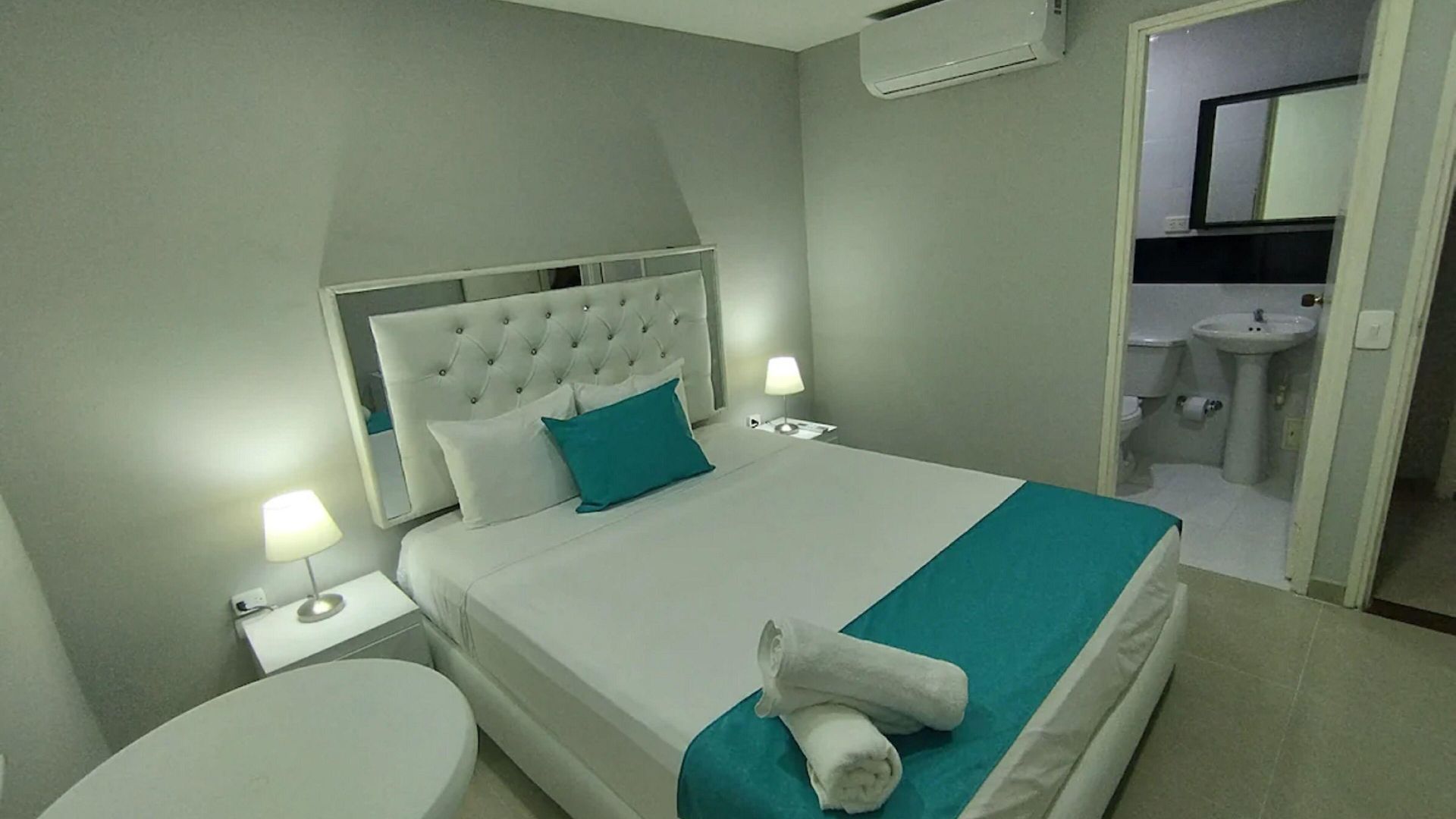 Bm-17 Cerca Al Mar Con Aire Acondicionada Y Wifi Hotel Cartagena