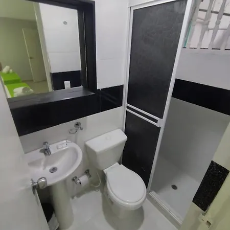 Hotel Bm-17 Cerca Al Mar Con Aire Acondicionada Y Wifi Cartagena
