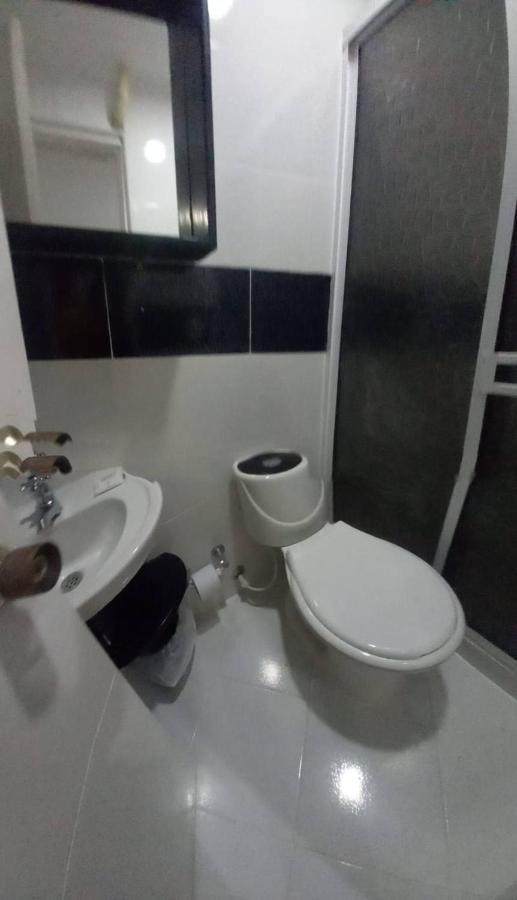 Bm-17 Cerca Al Mar Con Aire Acondicionada Y Wifi * Cartagena