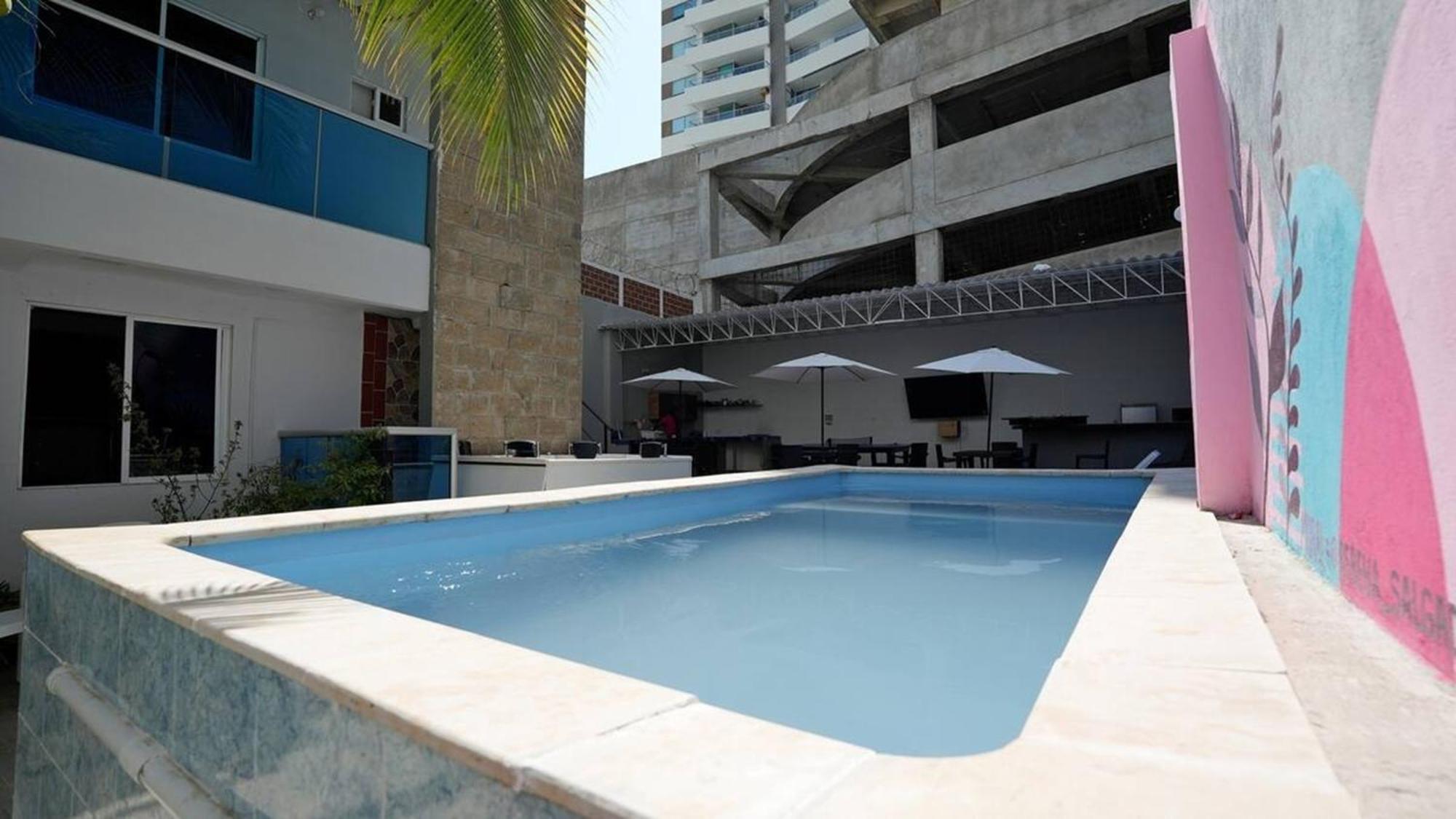 Hotel Bm-17 Cerca Al Mar Con Aire Acondicionada Y Wifi *