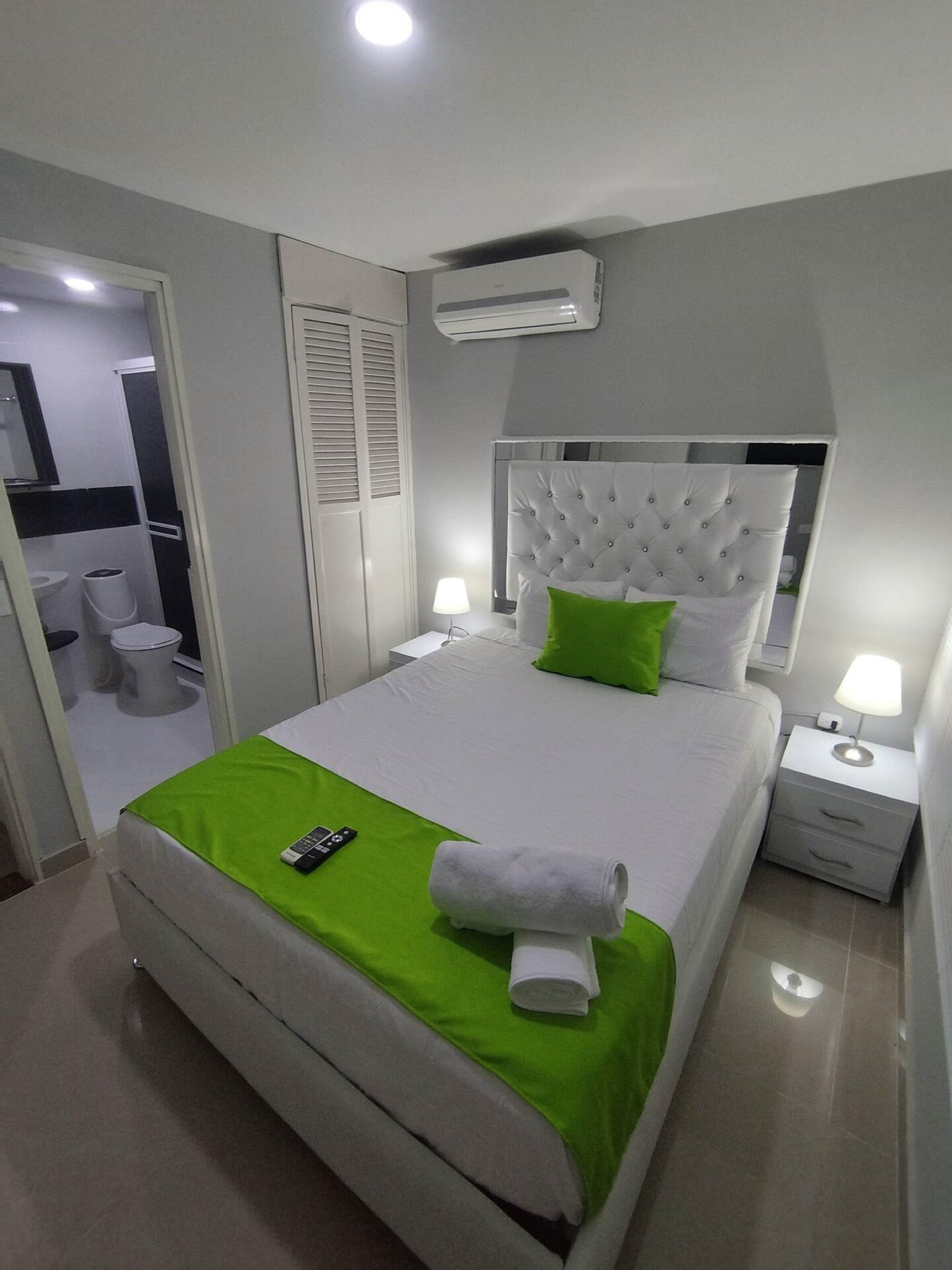 Hotel Bm-17 Cerca Al Mar Con Aire Acondicionada Y Wifi